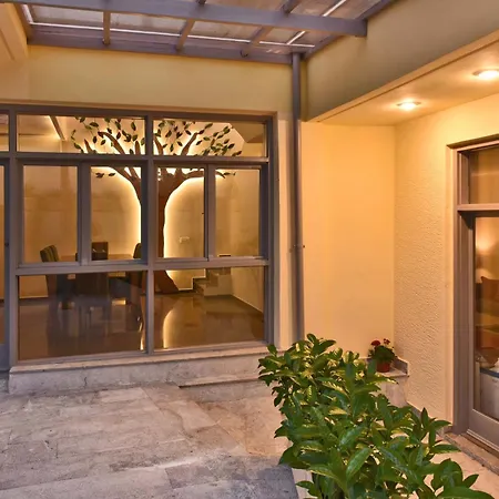 Villa Olivia *